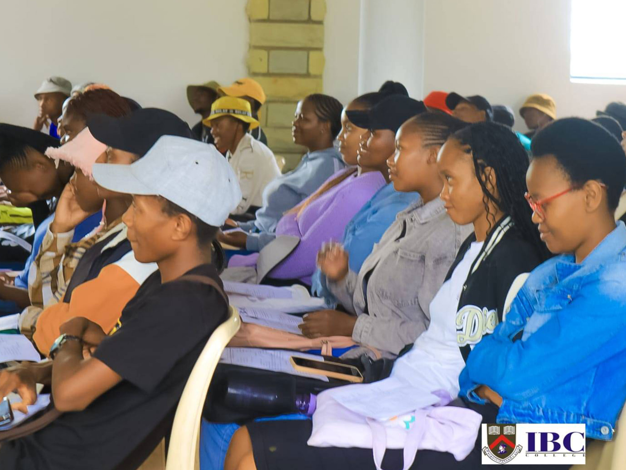 Attentive audience, Bright futures